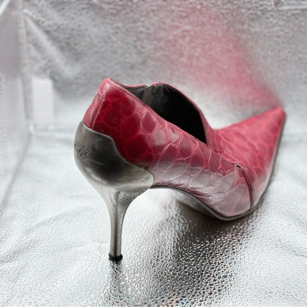 Donald J. Pliner Red Textured Heels